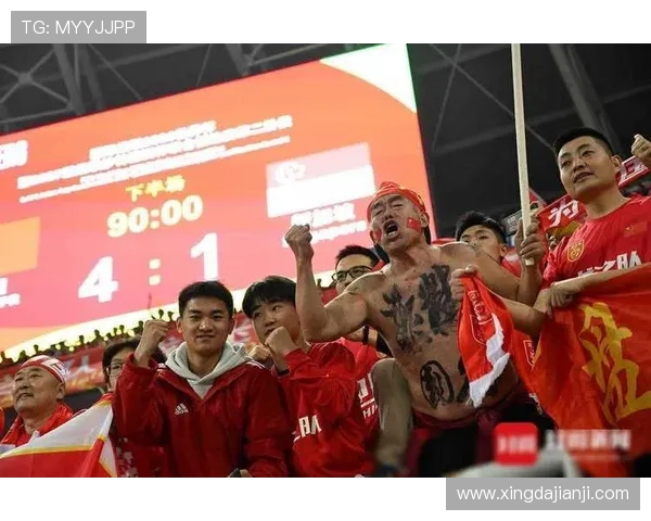 中国男足逆转取胜展现坚韧意志全队团结拼搏点燃球迷激情