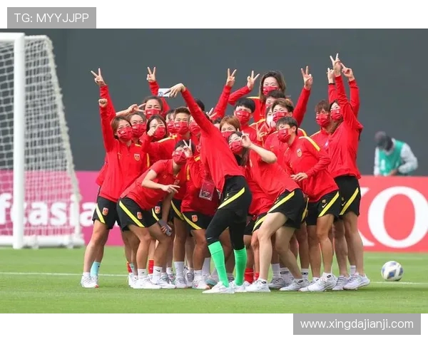 打造世界级足球俱乐部的成功之路：从青训到国际荣耀的全方位发展策略