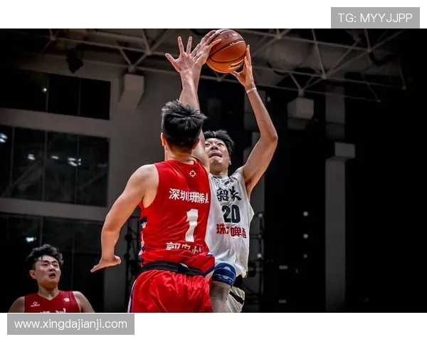 CBA精彩回顾深圳队与广东队激烈对决全场录像分析与精彩瞬间解读