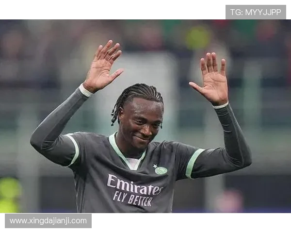 卡利亚里与米兰激战正酣比分悬念引发球迷热议